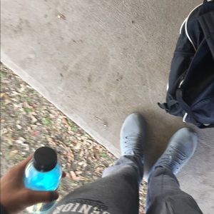 Meet your Posher, Desmond